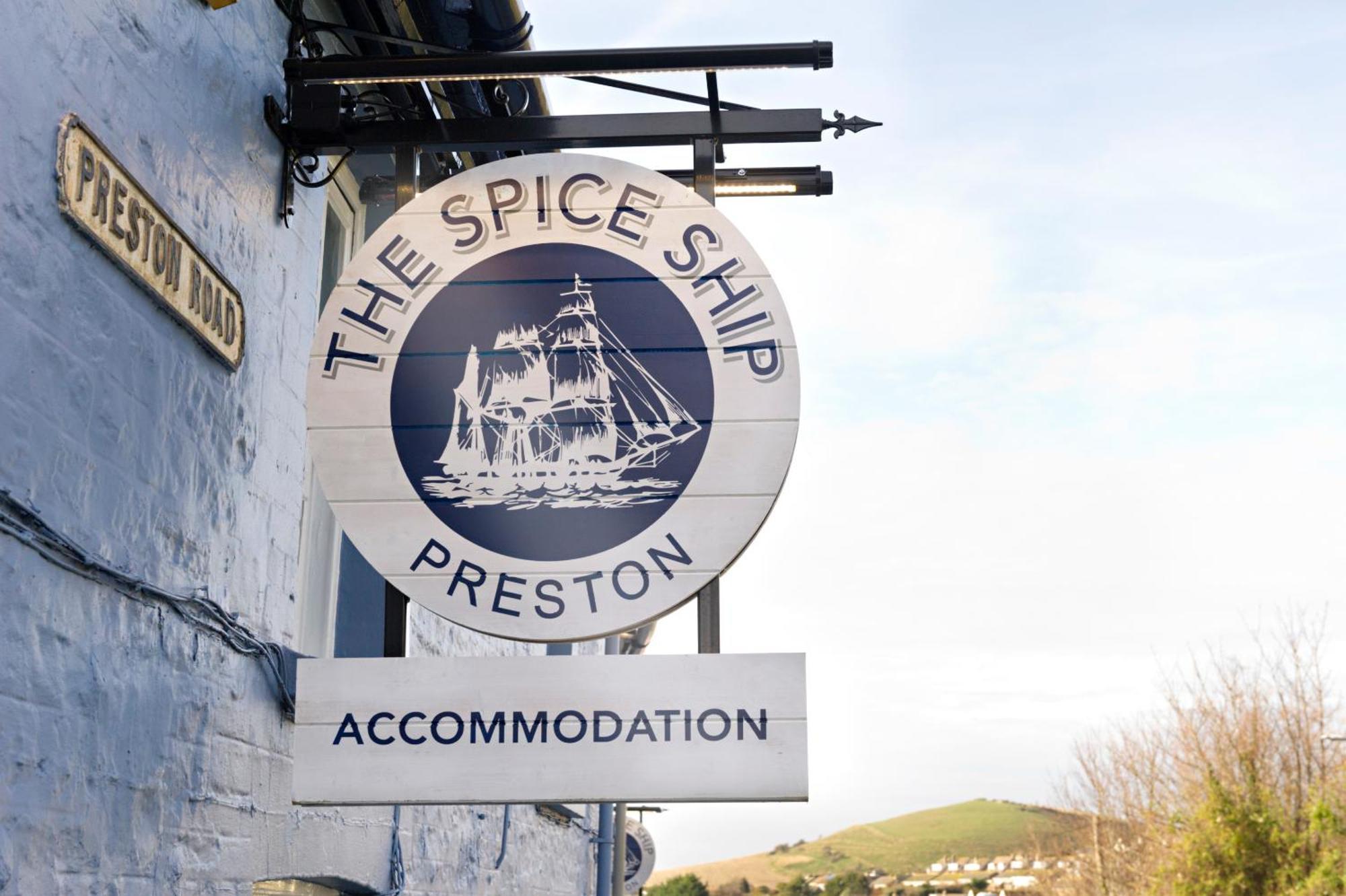 Hotel The Spice Ship Weymouth Exterior foto